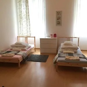 Wiktoria Hostel